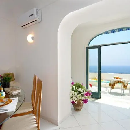 Sleeps 2 * Praiano